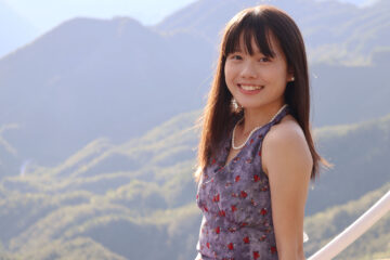 迷失在河内的雨中